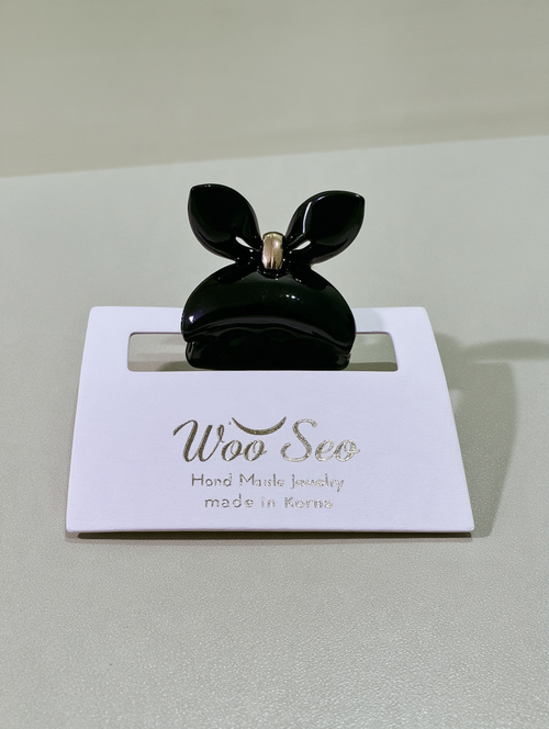 Black / Brown Bow Claw Clip