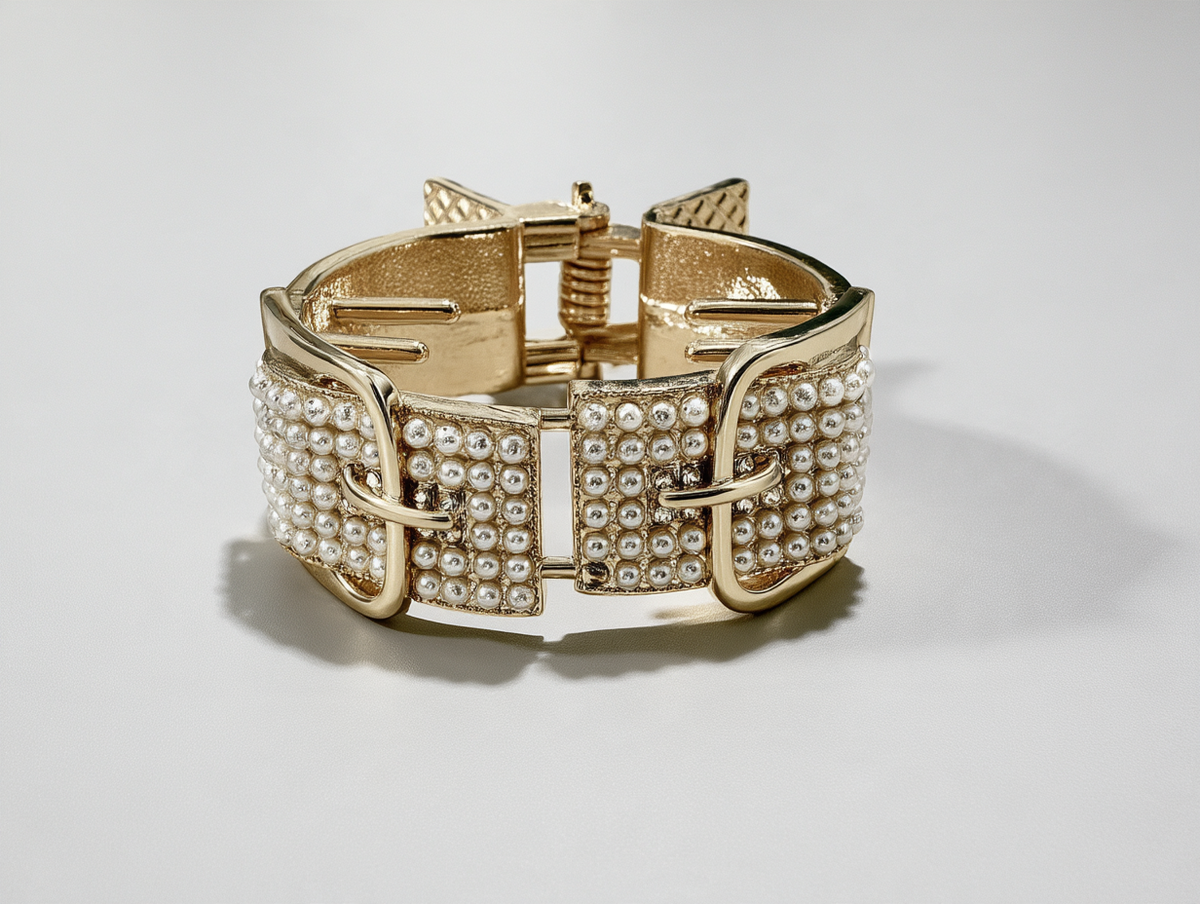 Gold Pearl-Studded Belt-Buckle Claw Clip